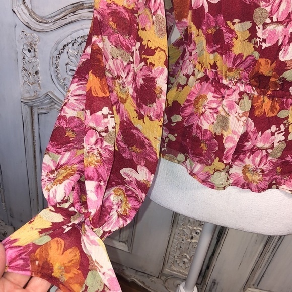 WAYF Beautiful Multi Color Sheer Square Neck Long Puff Sleeve Blouse Size XS - Picture 3 of 10